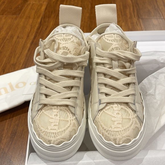 Chloe Lace Sneakers - Picture 10 of 11